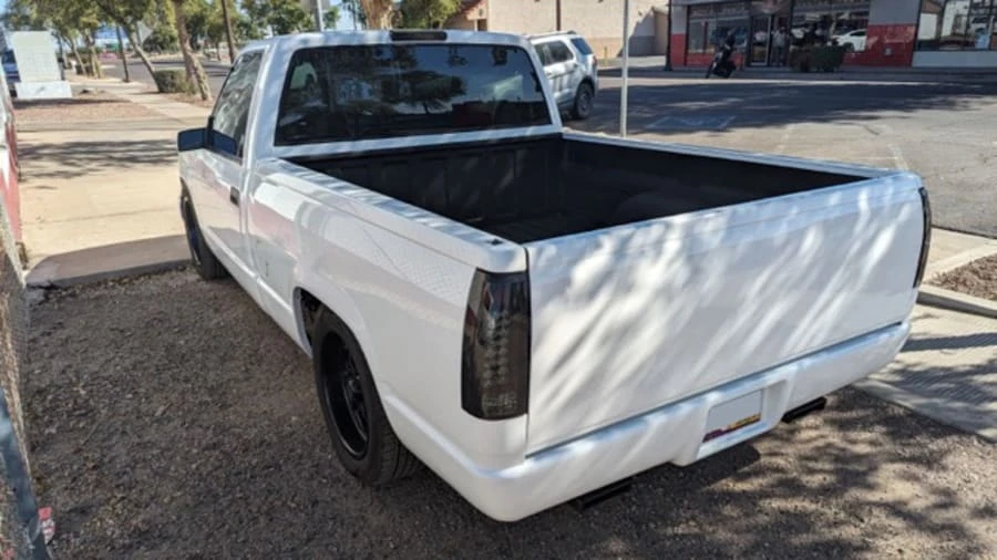 1997 GMC Sierra 1st Gen - Image 2 of 5