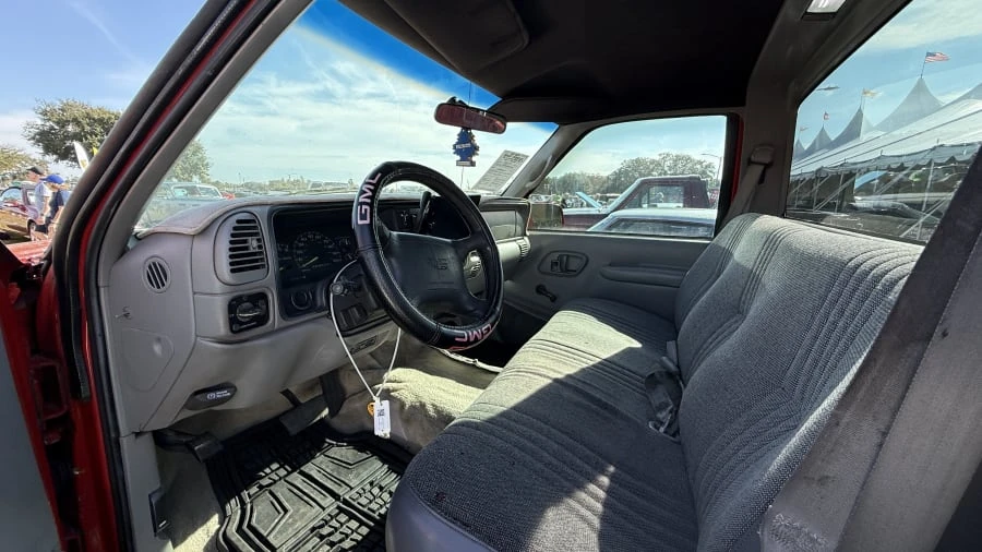 1997 GMC Sierra 1st Gen - Image 5 of 8