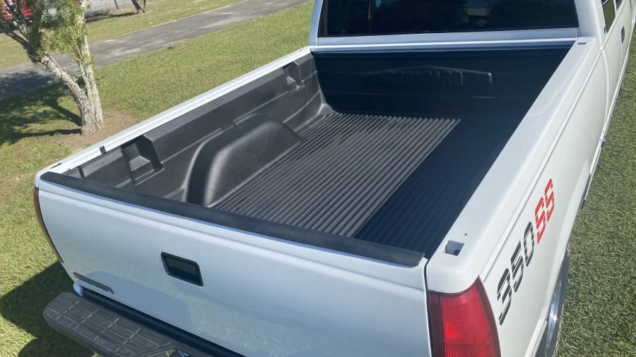 1997 GMC Sierra 1st Gen - Image 10 of 13