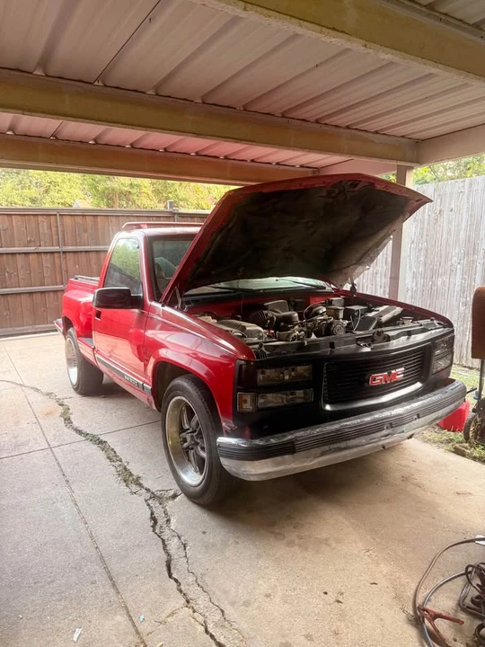 1997 GMC C/K 3rd Gen - Image 2 of 12