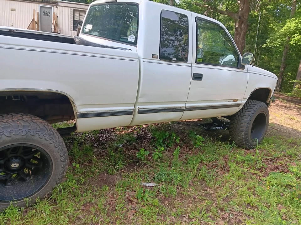 1997 GMC Sierra 1st Gen - Image 5 of 8