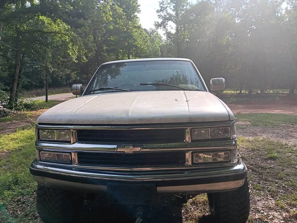 1997 GMC Sierra 1st Gen - Image 4 of 8