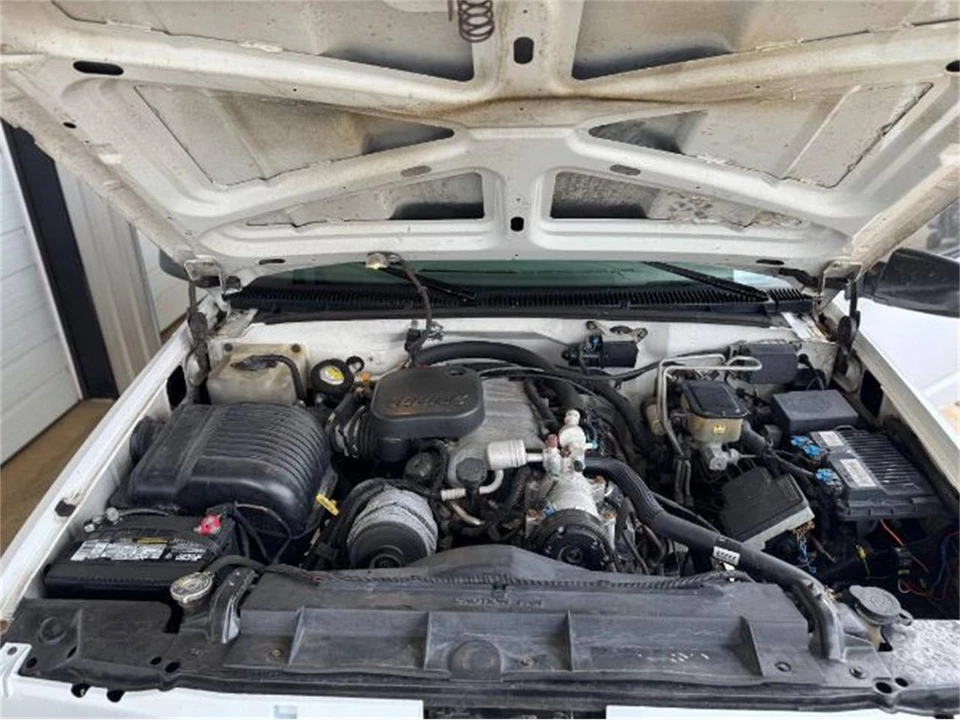 1997 GMC C/K - Image 7 of 24