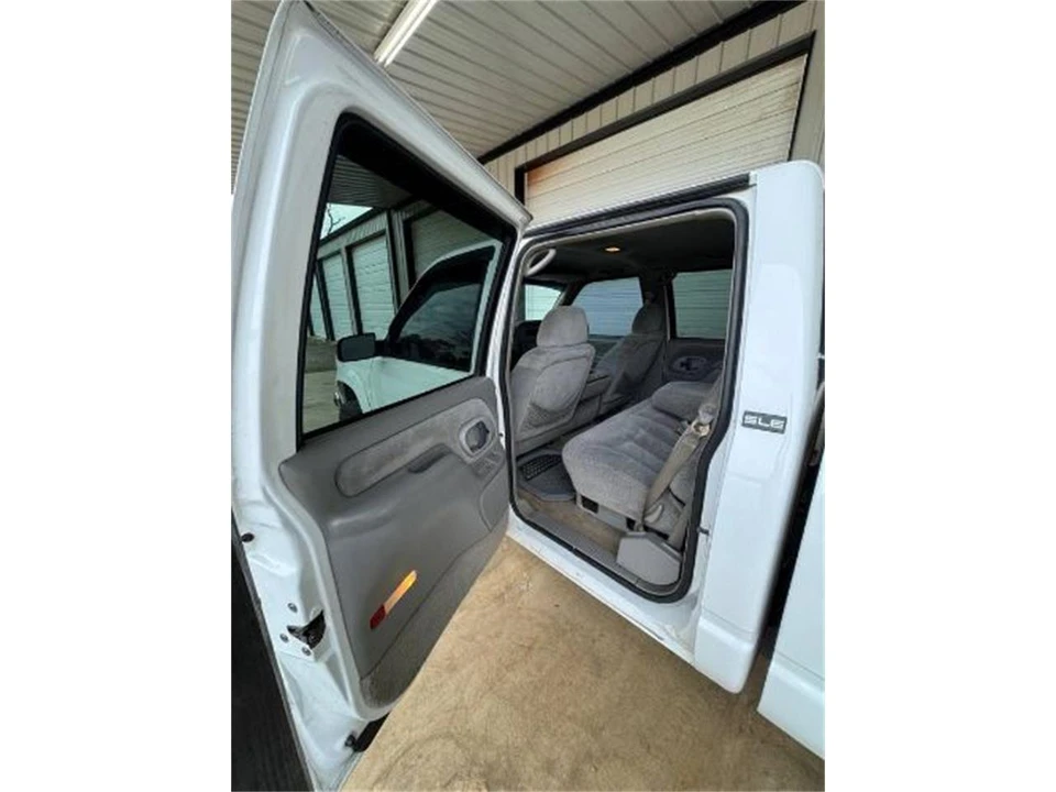 1997 GMC C/K - Image 15 of 24