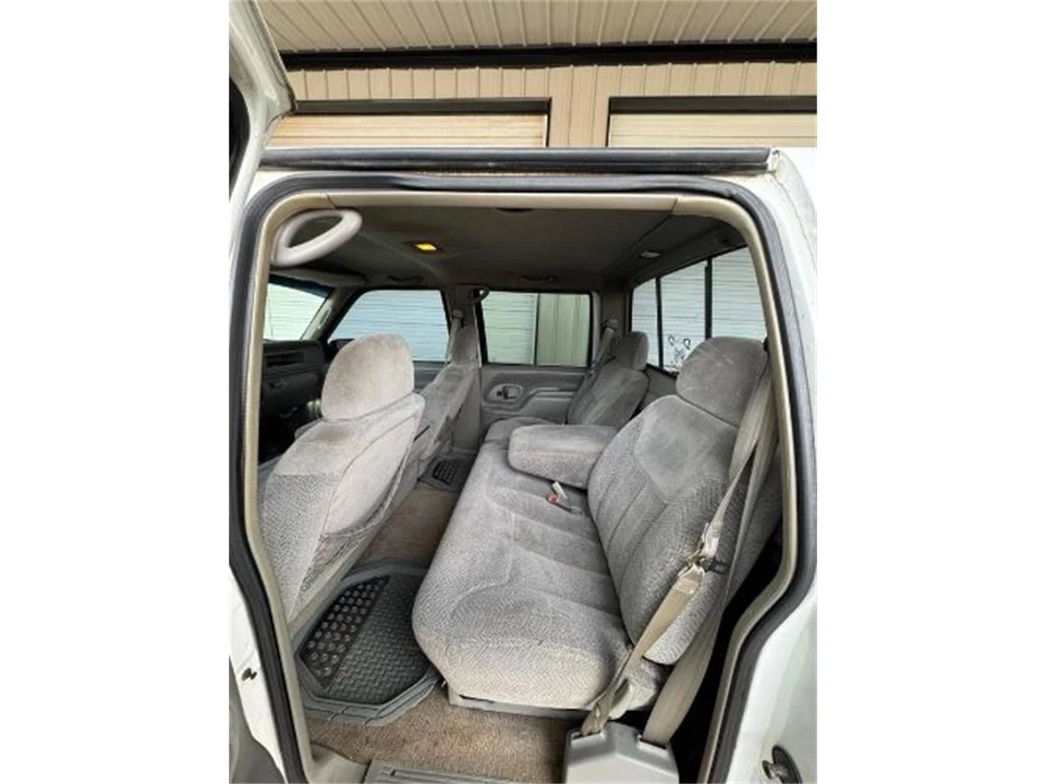 1997 GMC C/K - Image 12 of 24