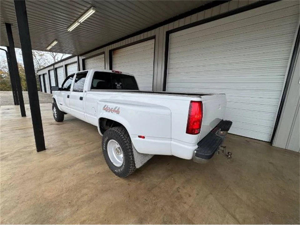 1997 GMC C/K - Image 16 of 24