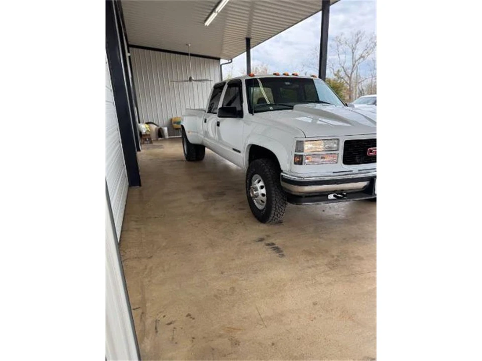 1997 GMC C/K - Image 22 of 24