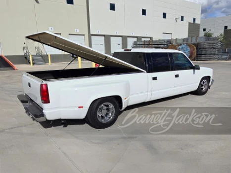 1997 GMC Sierra 1st Gen - Image 2 of 3