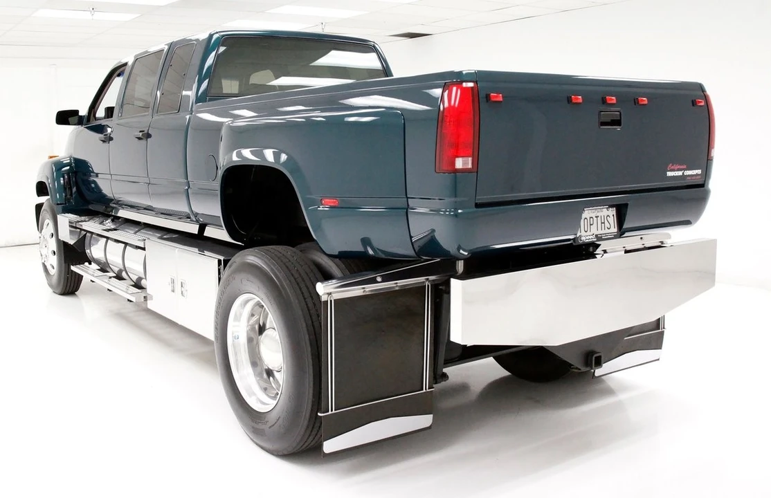 1997 GMC TopKick - Image 5 of 31