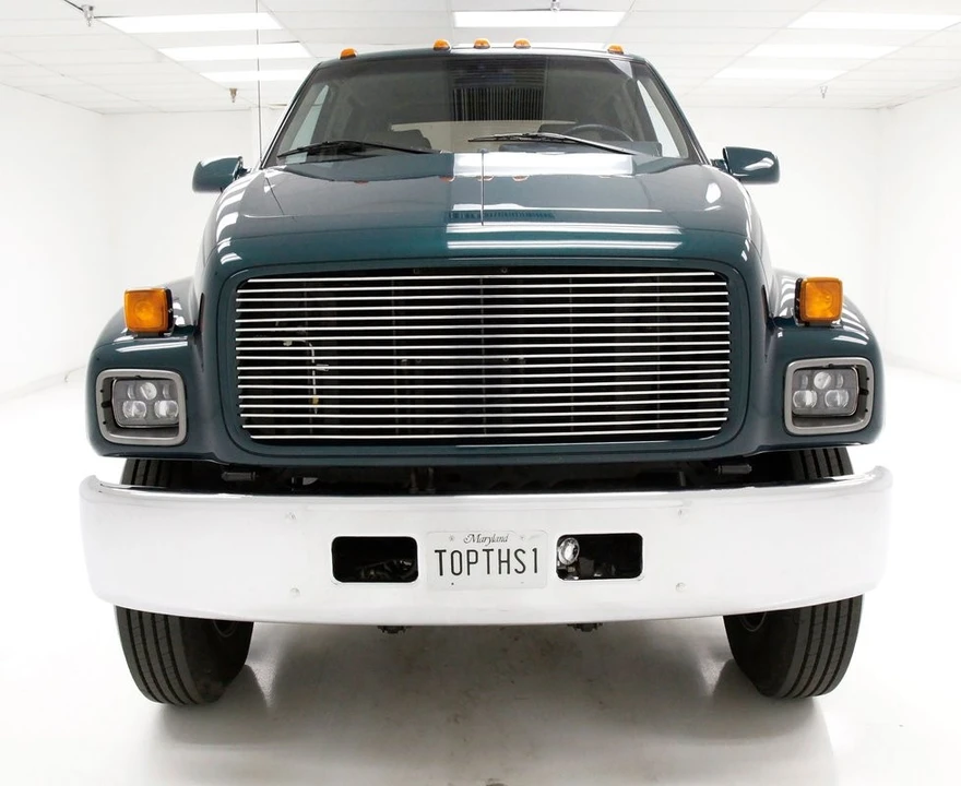 1997 GMC TopKick - Image 9 of 12