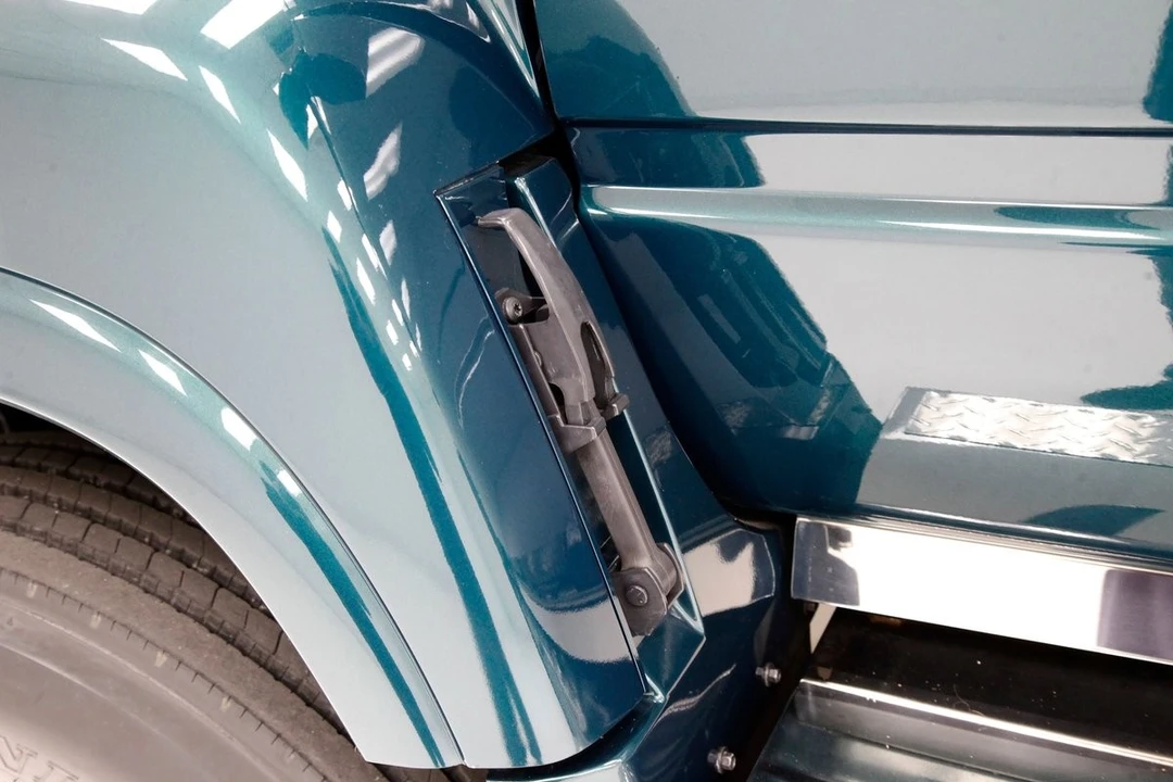 1997 GMC TopKick - Image 22 of 31