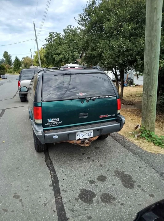 1997 GMC S-15 Jimmy 2nd Gen - Image 3 of 4