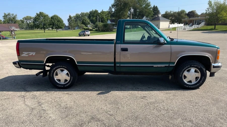 1997 GMC C/K - Image 11 of 15