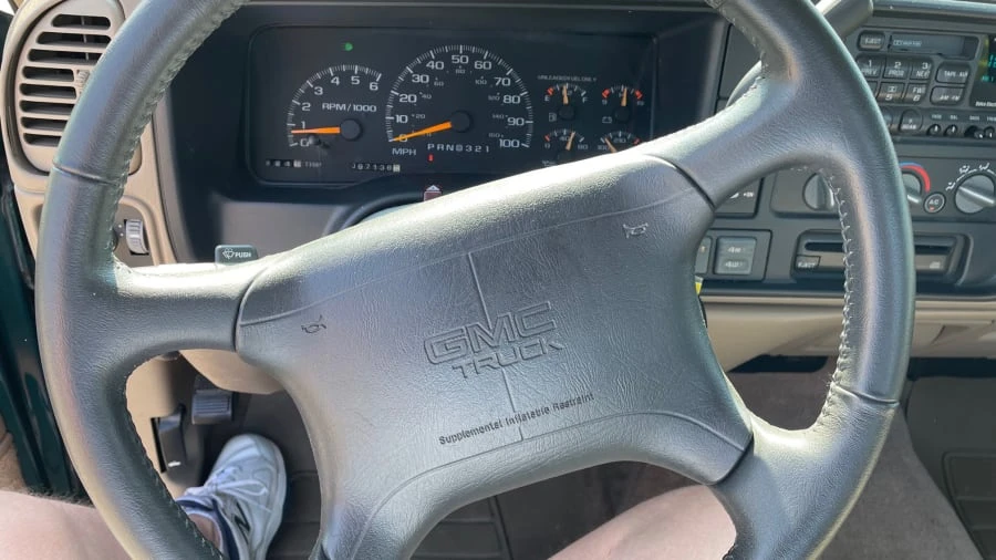1997 GMC C/K - Image 6 of 15