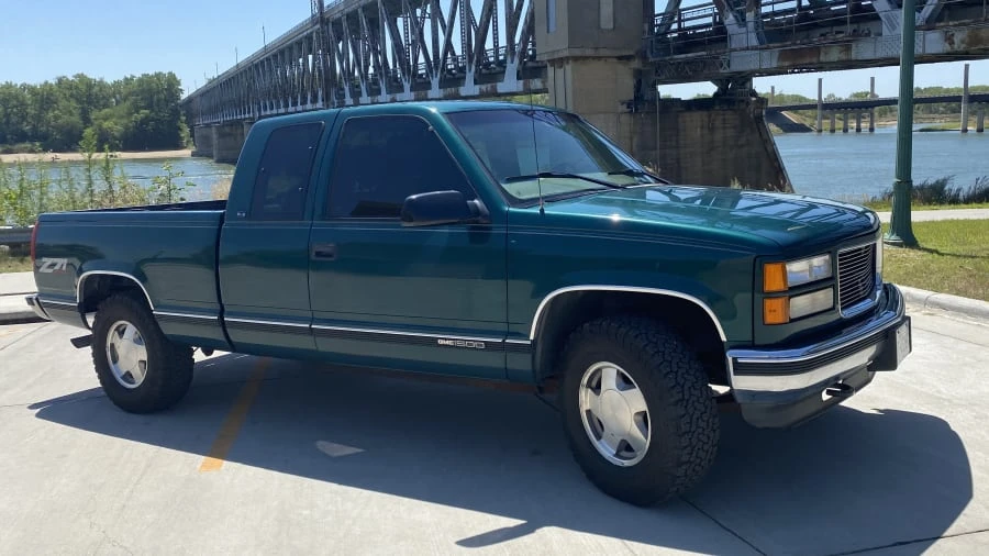 1997 GMC C/K - Image 13 of 17