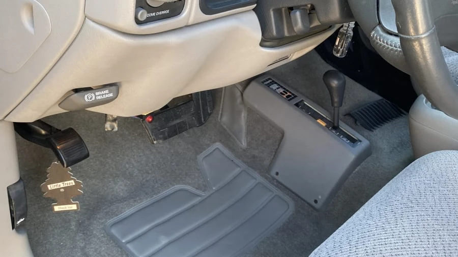 1997 GMC C/K - Image 6 of 17