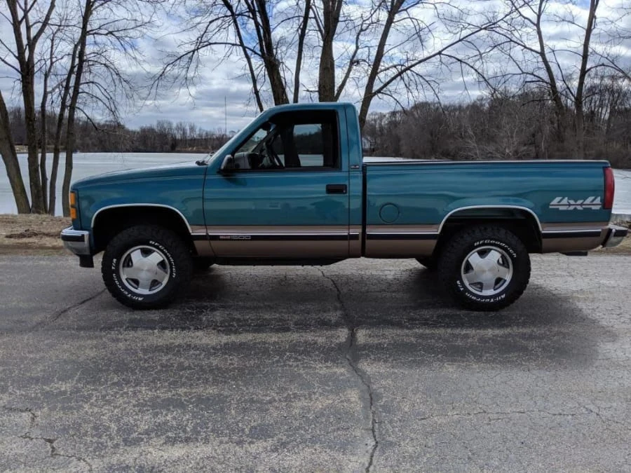 1997 GMC Sierra 1st Gen - Image 2 of 6