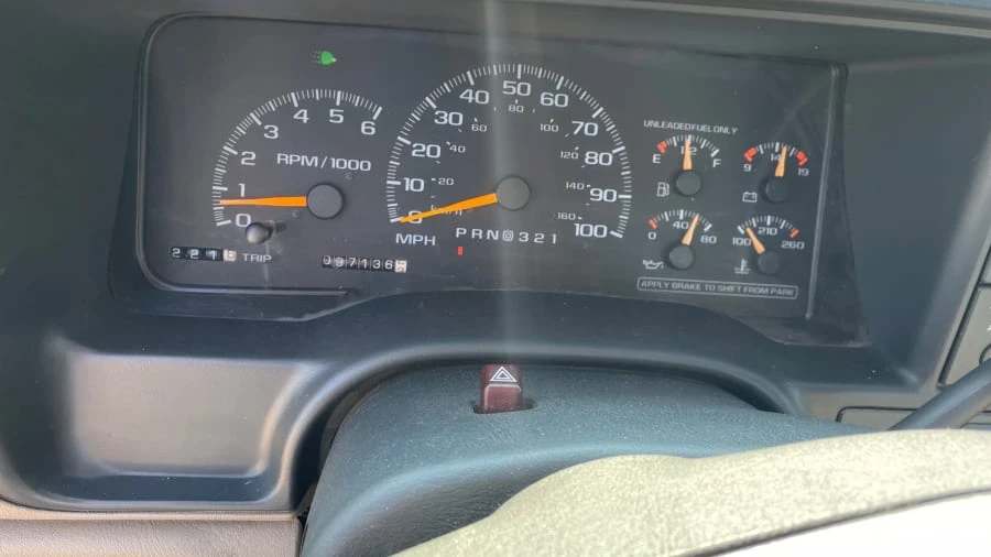 1997 GMC Sierra 1st Gen - Image 6 of 15