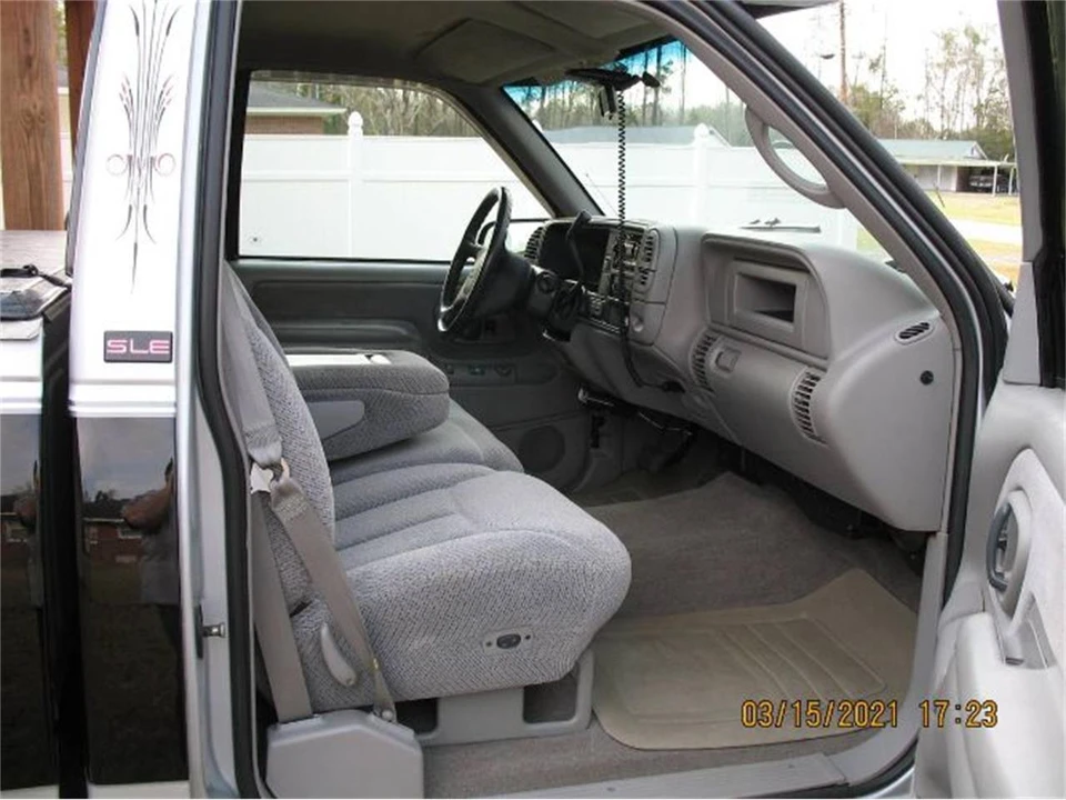 1997 GMC Sierra 1st Gen - Image 6 of 9