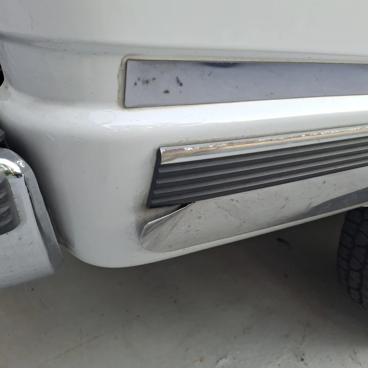 1997 GMC Suburban 8th Gen - Image 28 of 30