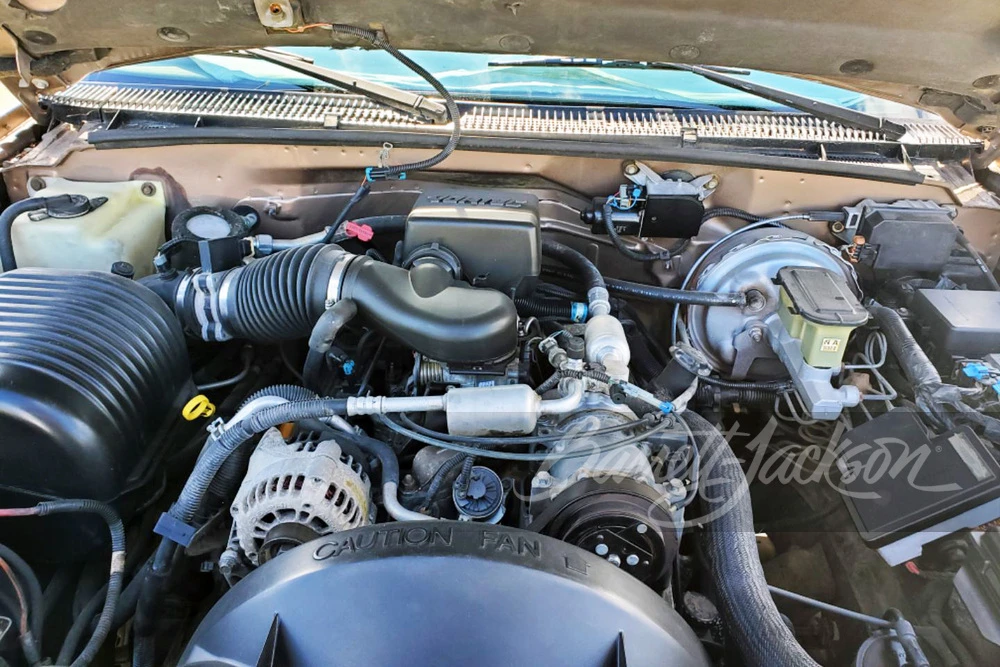 1997 GMC Sierra 1st Gen - Image 2 of 5