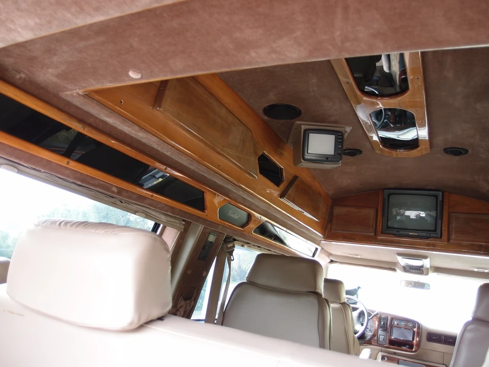 1997 GMC Savana - Image 20 of 21