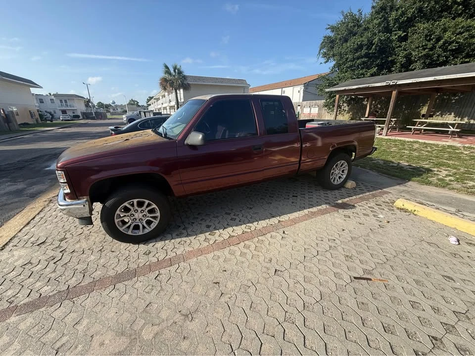 1997 GMC Sierra 1st Gen - Image 3 of 4