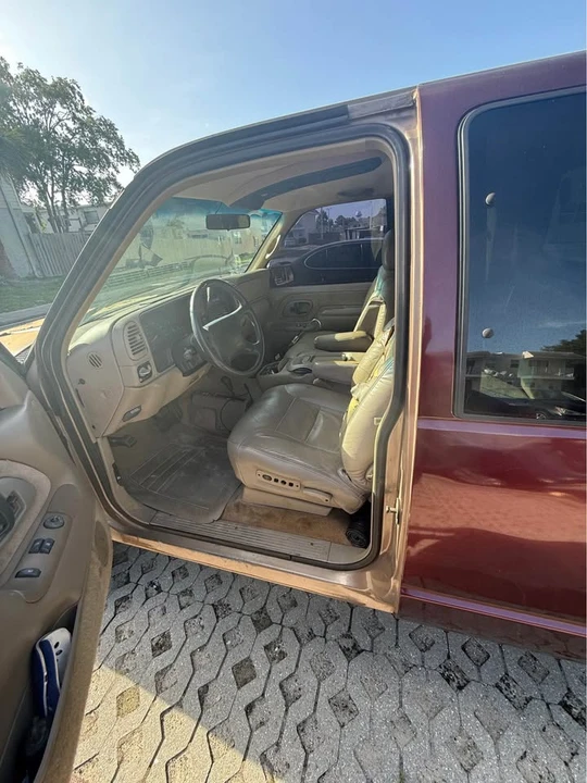 1997 GMC Sierra 1st Gen - Image 4 of 4