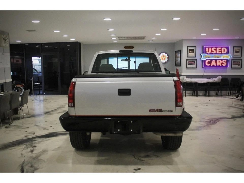 1997 GMC Sierra 1st Gen - Image 7 of 31