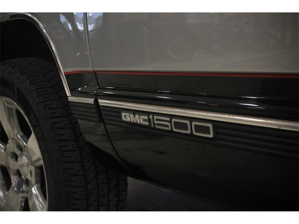 1997 GMC Sierra 1st Gen - Image 17 of 31