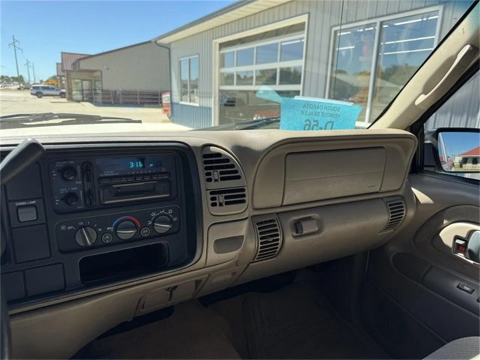 1997 GMC Sierra 1st Gen - Image 15 of 26
