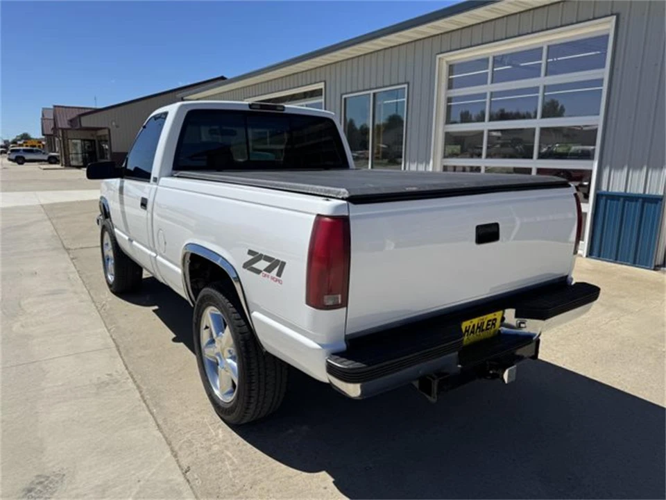 1997 GMC Sierra 1st Gen - Image 6 of 26