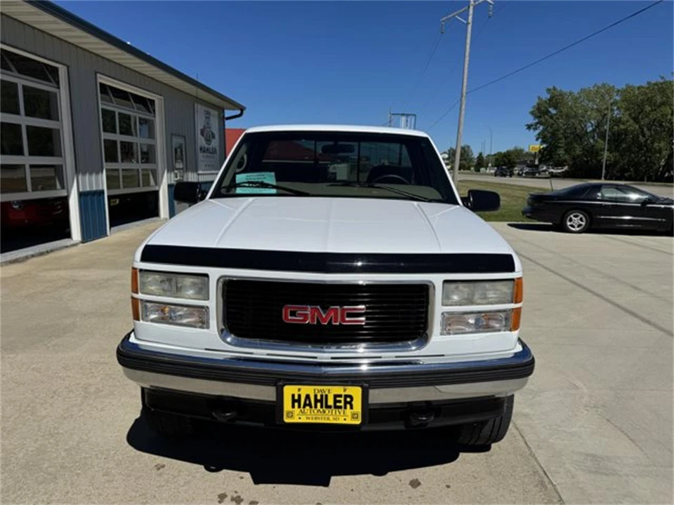 1997 GMC Sierra 1st Gen - Image 3 of 26