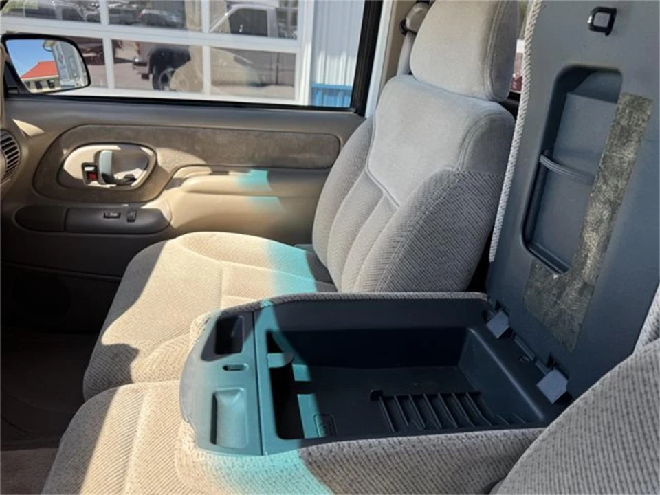 1997 GMC Sierra 1st Gen - Image 19 of 26