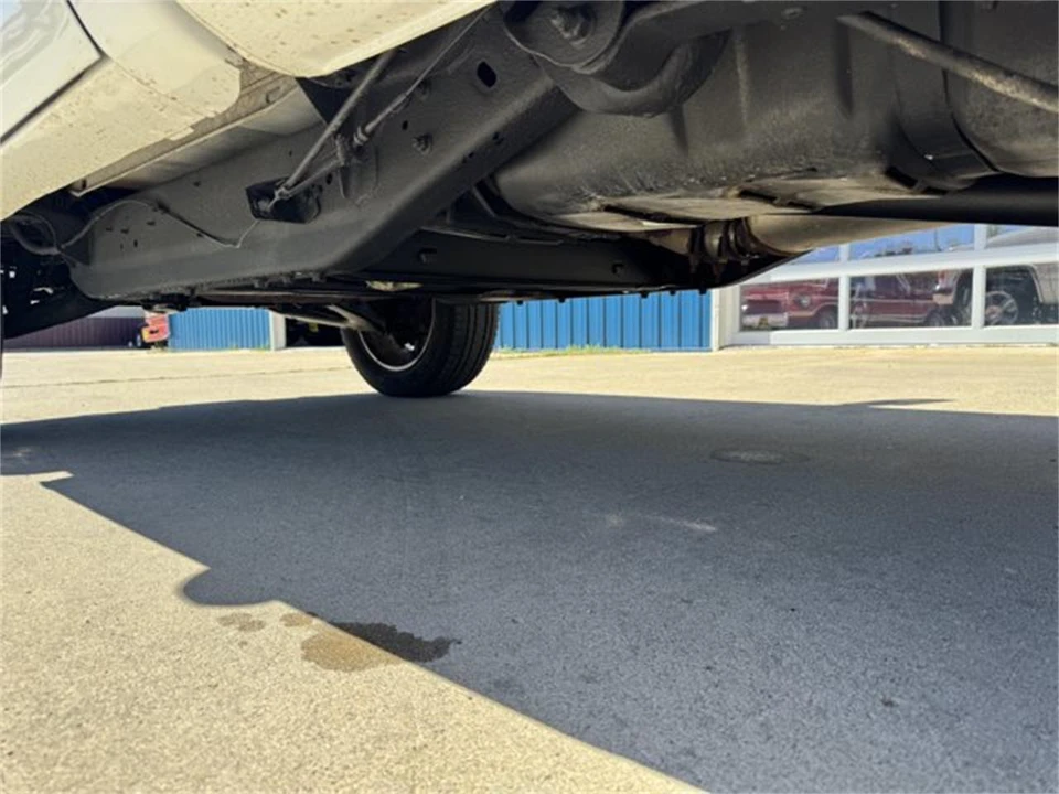 1997 GMC Sierra 1st Gen - Image 23 of 26