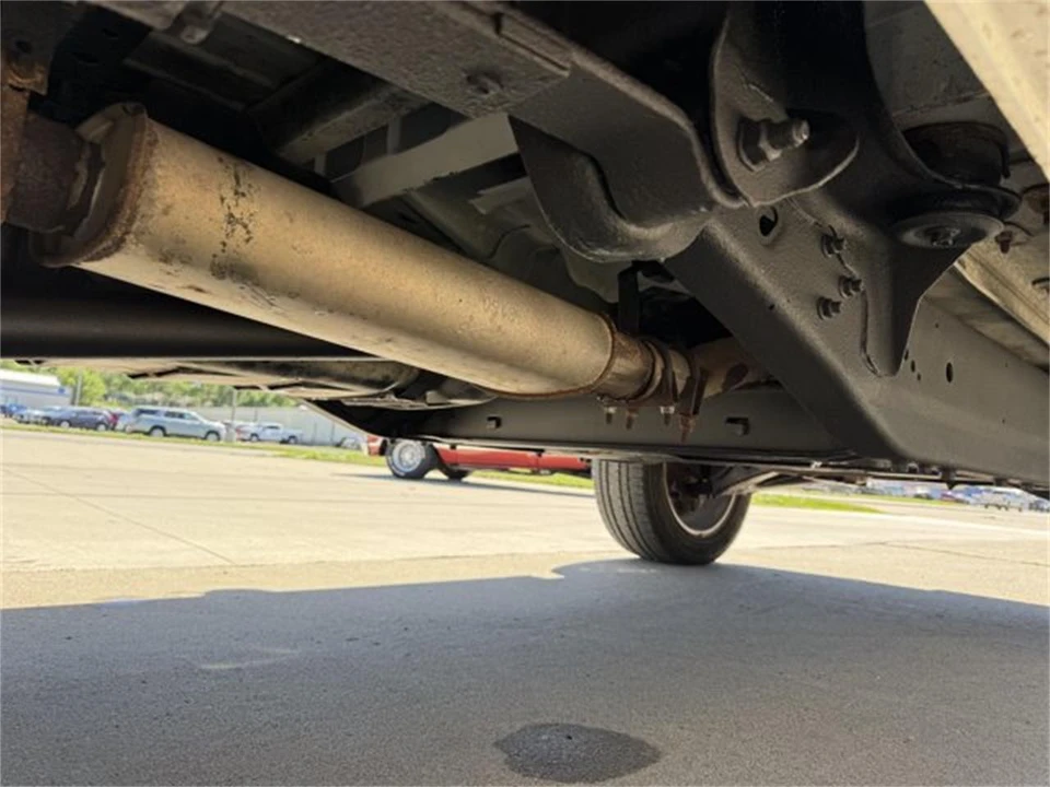 1997 GMC Sierra 1st Gen - Image 24 of 26