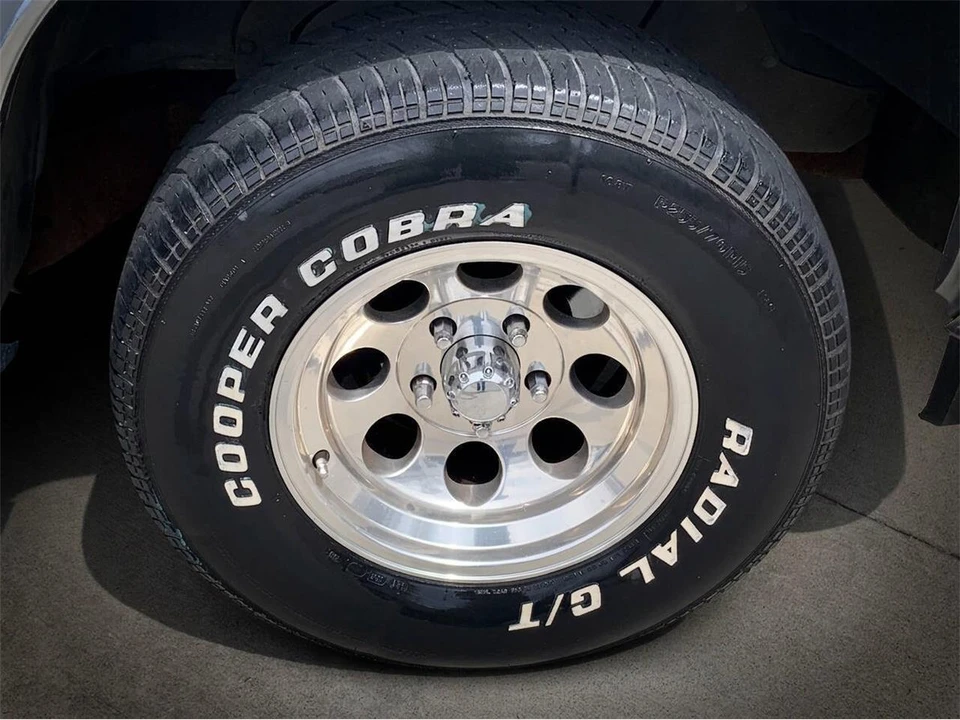 1997 GMC Sierra 1st Gen - Image 10 of 22