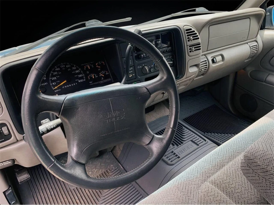 1997 GMC Sierra 1st Gen - Image 13 of 22