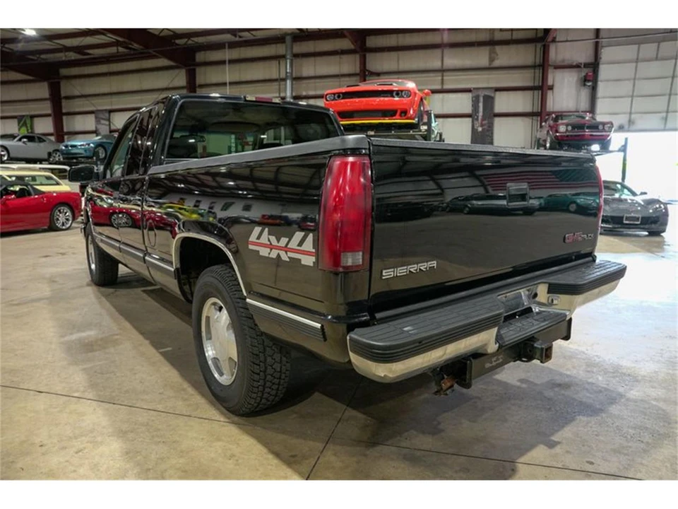 1997 GMC Sierra 1st Gen - Image 6 of 31