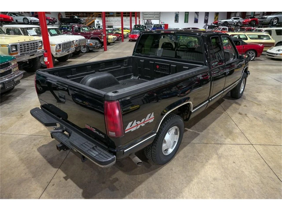 1997 GMC Sierra 1st Gen - Image 17 of 31