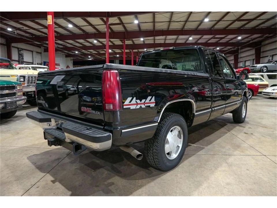 1997 GMC Sierra 1st Gen - Image 8 of 31