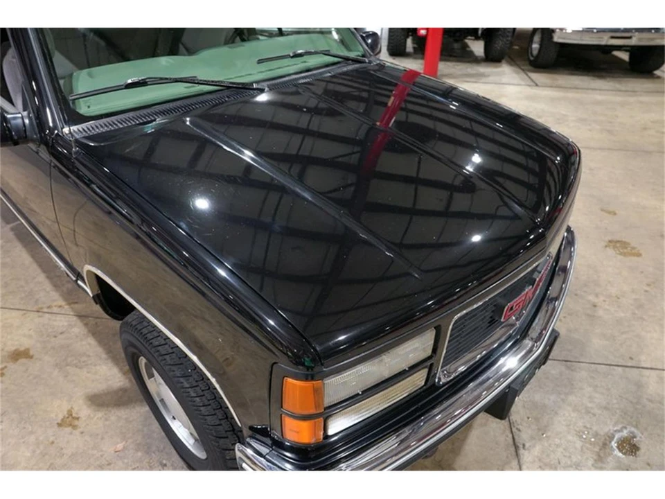 1997 GMC Sierra 1st Gen - Image 18 of 31