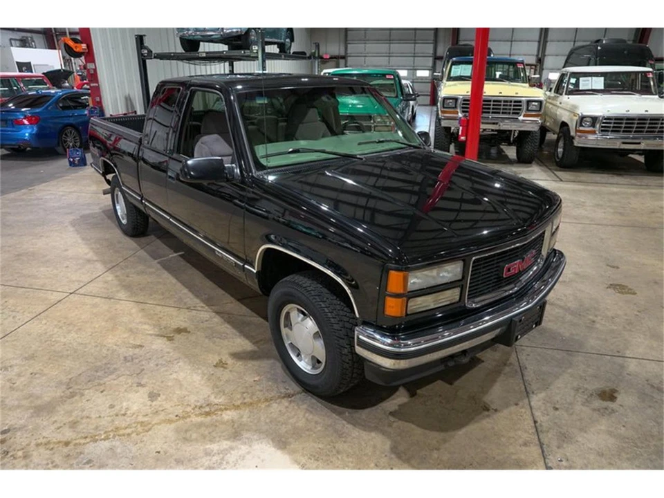 1997 GMC Sierra 1st Gen - Image 14 of 31