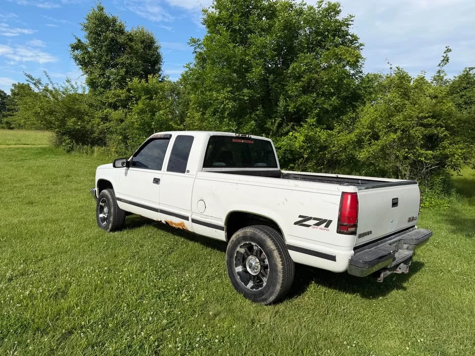 1997 GMC Sierra 1st Gen - Image 6 of 9