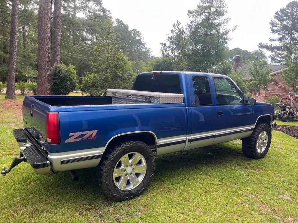 1997 GMC Sierra 1st Gen - Image 6 of 11