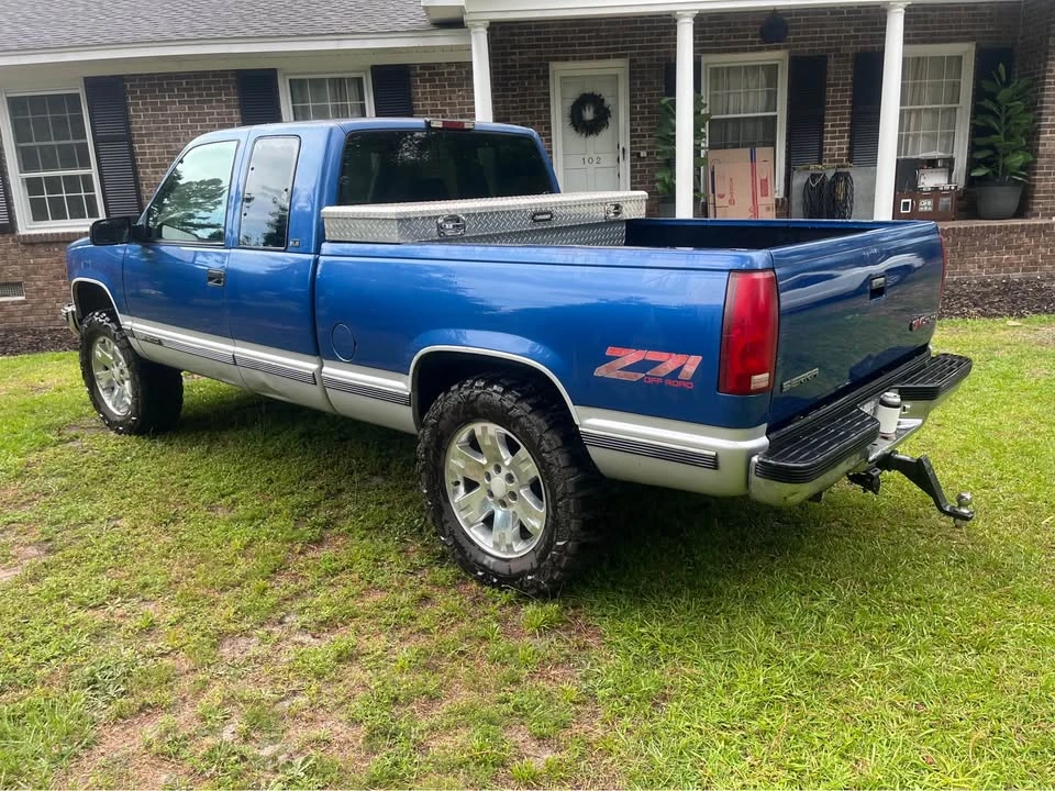 1997 GMC Sierra 1st Gen - Image 5 of 11