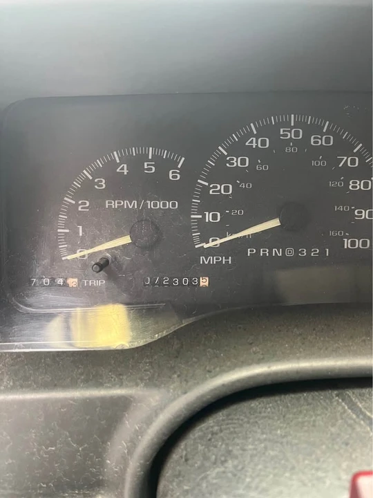1997 GMC Sierra 1st Gen - Image 10 of 11