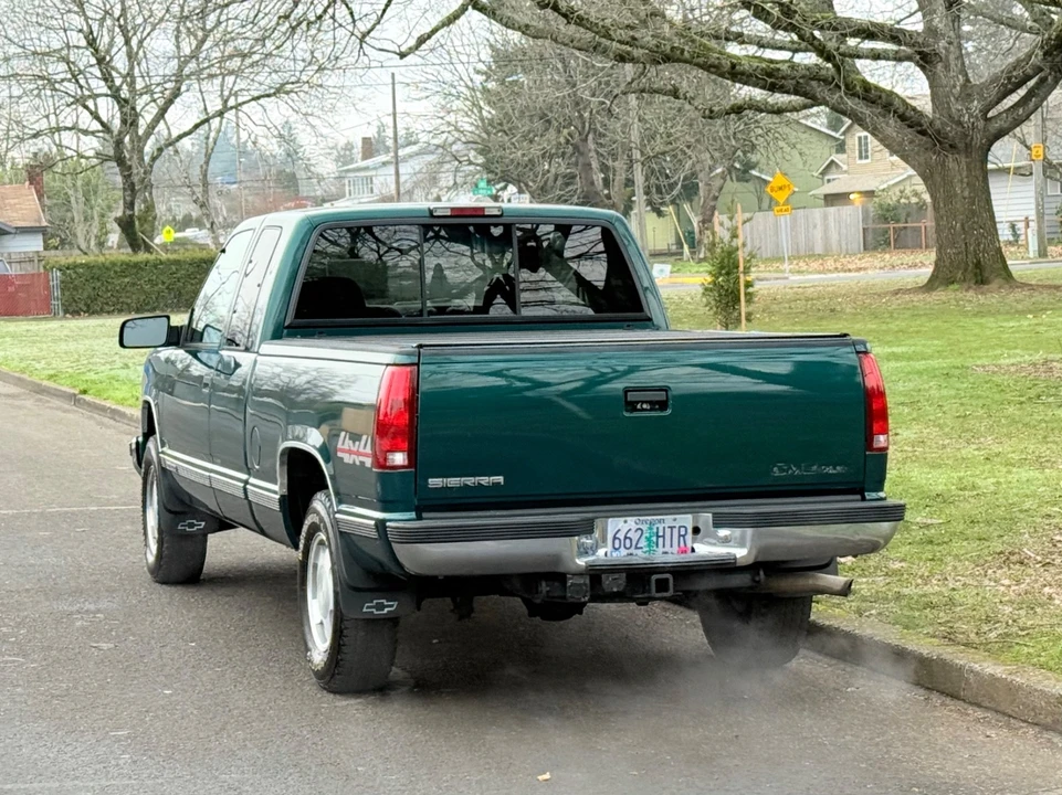 1997 GMC Sierra 1st Gen - Image 8 of 21