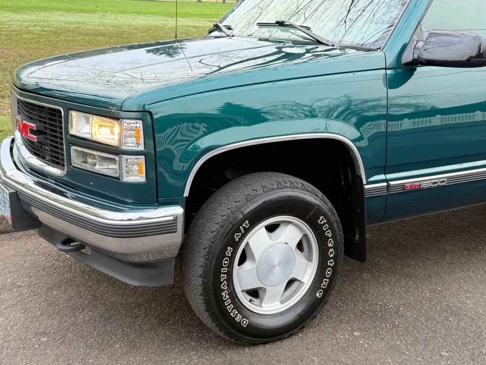 1997 GMC Sierra 1st Gen - Image 15 of 21