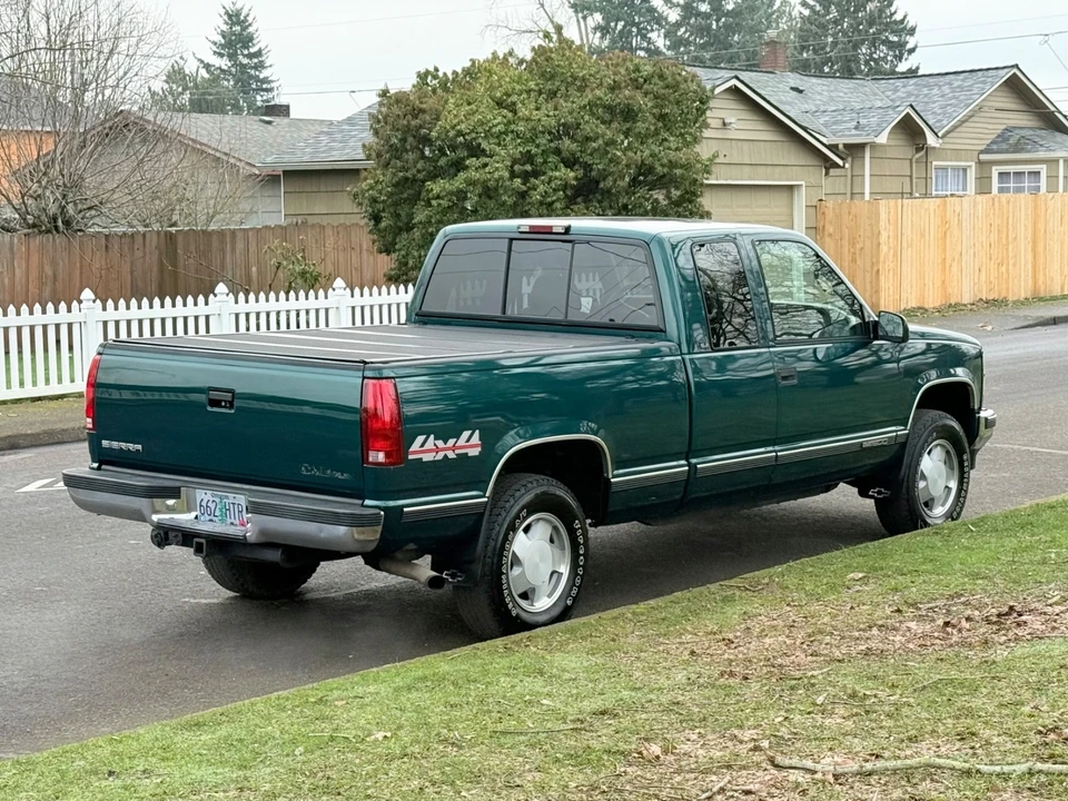 1997 GMC Sierra 1st Gen - Image 9 of 21